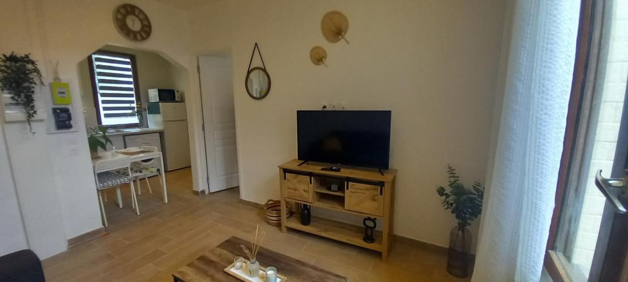 Appartement Magnifique F2-5Mn Aeroport D'Orly-Parking Prive Gratuit à Paray-Vieille-Poste Extérieur photo